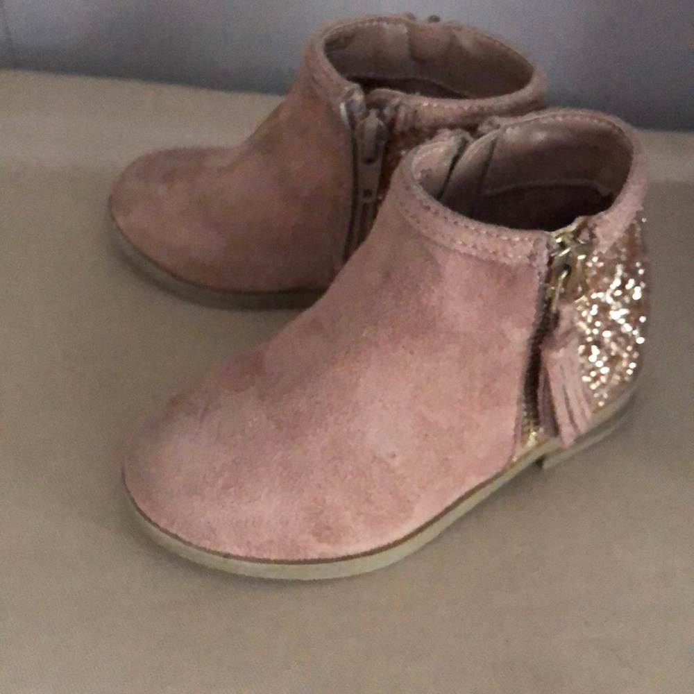 Pink toddler size 7/8 boots